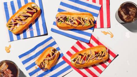 Hot-dogs aux brochettes