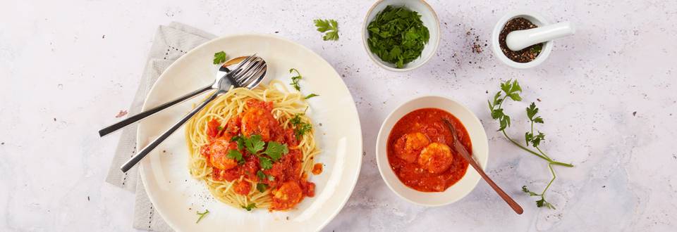 Spaghettis aux tomates et crevettes