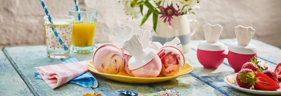 Crème glacée au yaourt et aux fraises